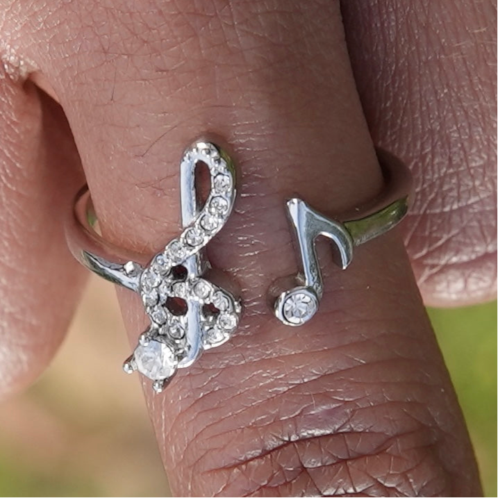 music melody ring
