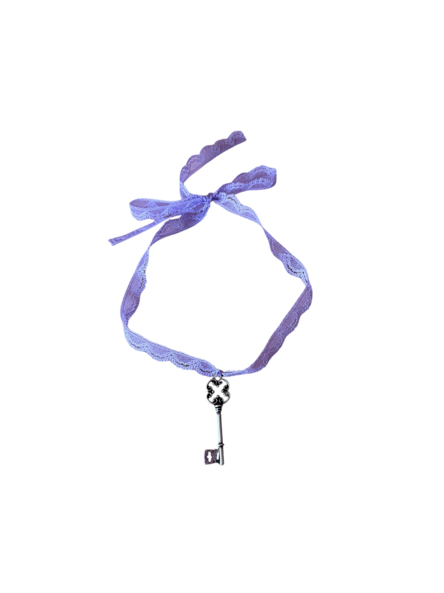 lilac choker ✮⋆˙