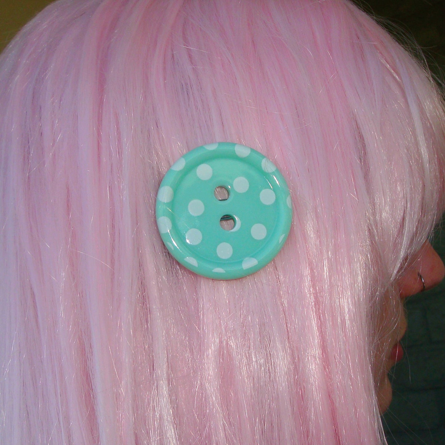 mint button hair clip